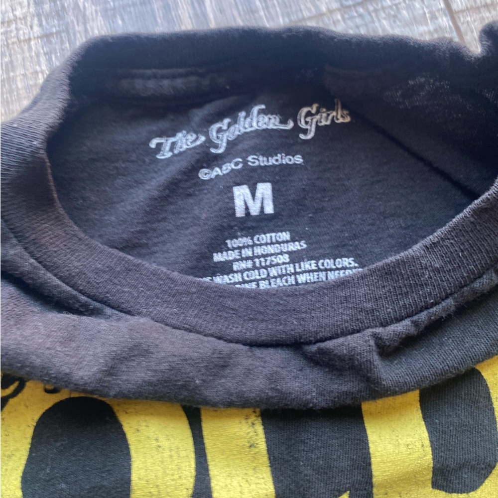 Golden Girls size medium black t-shirt from ABC Studios - Picture 3 of 6